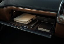 O Que Ter Sempre no Porta-Luvas (Itens Essenciais) O Que Ter Sempre no Porta-Luvas